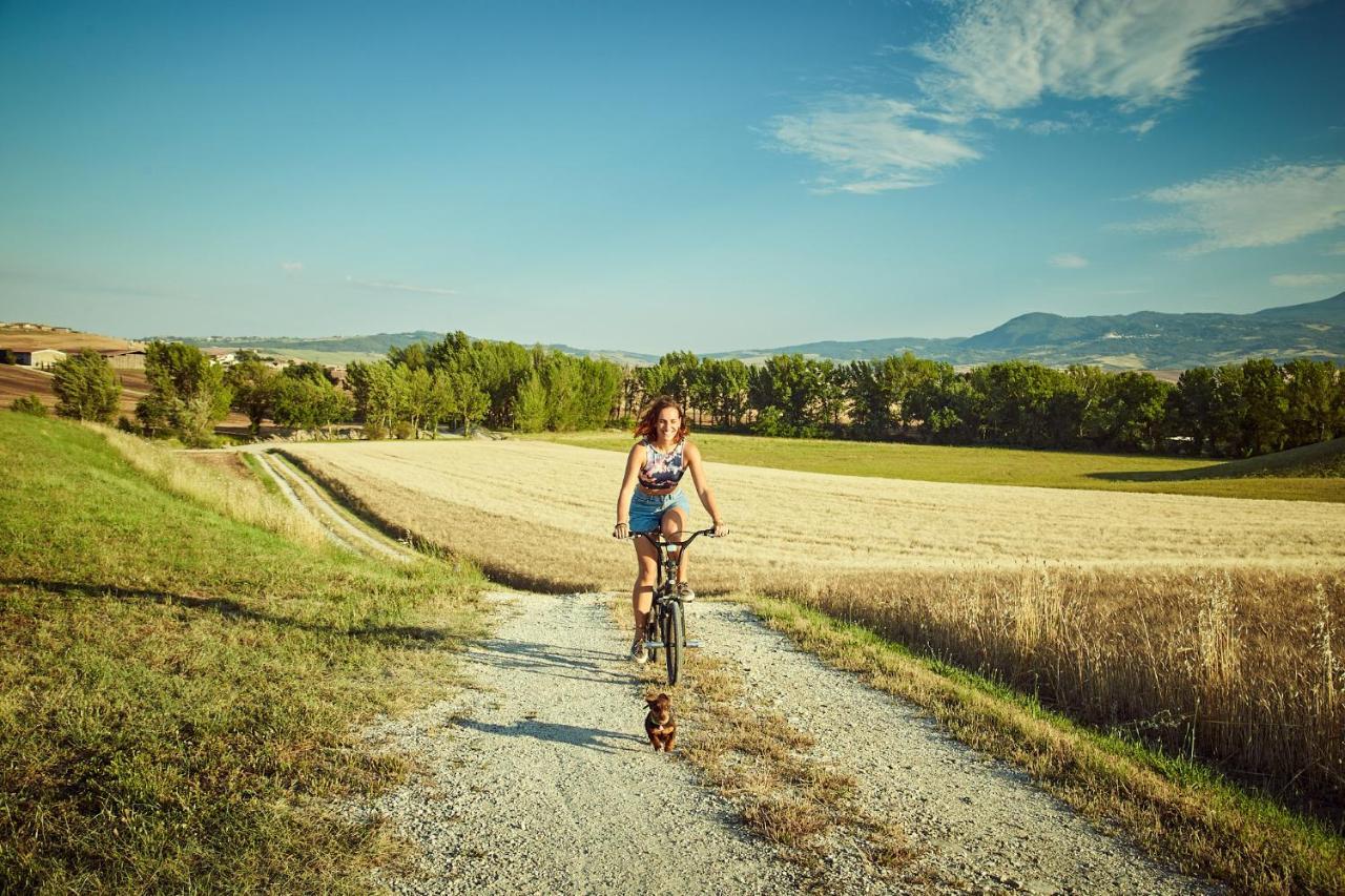 Agriturismo Lunadoro مونتيتشيلو المظهر الخارجي الصورة