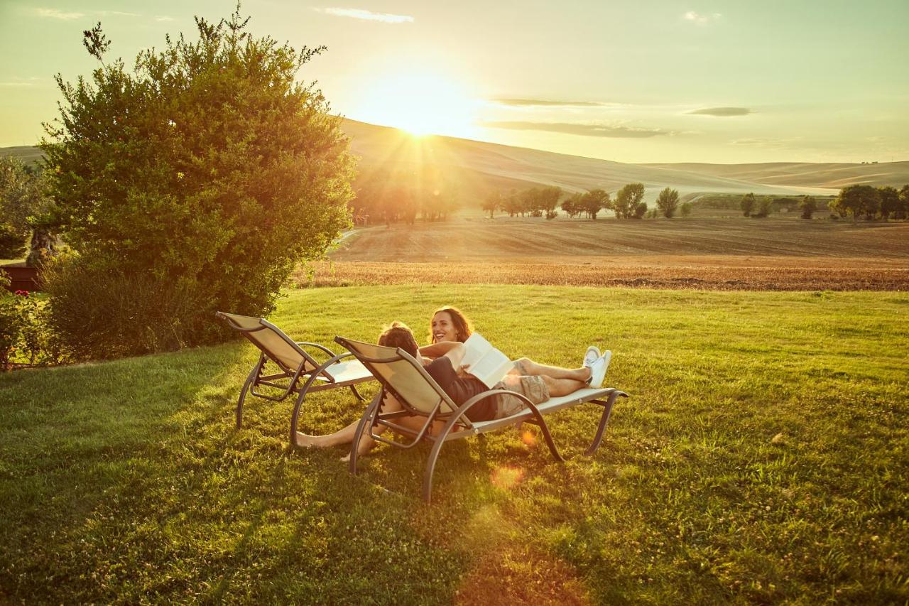 Agriturismo Lunadoro مونتيتشيلو المظهر الخارجي الصورة