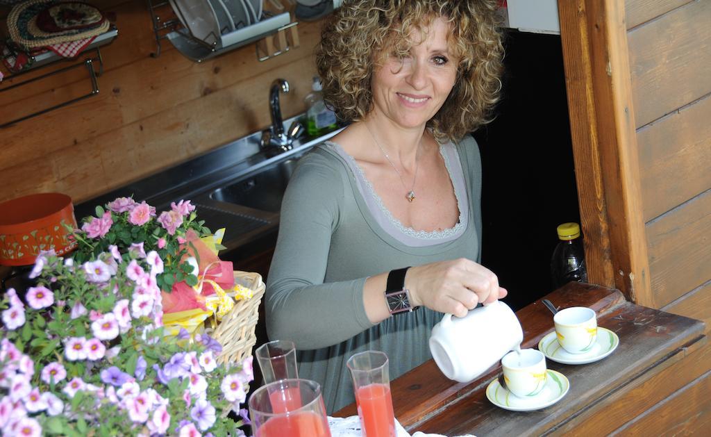Agriturismo Lunadoro مونتيتشيلو المظهر الخارجي الصورة
